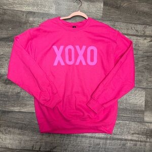 Gildan Pink XOXO Sweatshirt